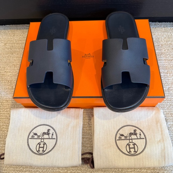 Hermes Men’s Izmir Sandal in ‘Marine’ Navy Blue Size 44 EU / 11 US - Picture 1 of 16